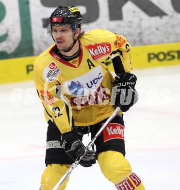 EBEL. Eishockey Bundesliga. EC Rekord Fenster VSV gegen UPC Vienna Capitals.  Marcel Rodman (Caps). Villach, am 27.1.2012.
Foto: Kuess 


---
pressefotos, pressefotografie, kuess, qs, qspictures, sport, bild, bilder, bilddatenbank