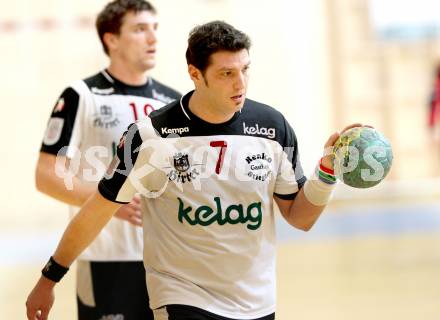 Handball Bundesliga. SC Ferlach gegen SU Falekensteiner Katschberg St. Poelten. Christian Koschu (SC Ferlach). Ferlach, am 28.1.2012. Ferlach, 28.1.2012.
Foto: kuess
Foto: Kuess
---
pressefotos, pressefotografie, kuess, qs, qspictures, sport, bild, bilder, bilddatenbank