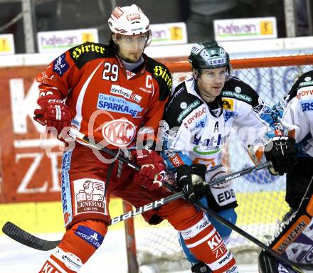 EBEL. Eishockey Bundesliga. KAC gegen EHC LIWEST Linz. Christoph Brandner ,(KAC),  Curtis Murphy (Linz). Klagenfurt, am 29.1.2012.
Foto: Kuess

---
pressefotos, pressefotografie, kuess, qs, qspictures, sport, bild, bilder, bilddatenbank