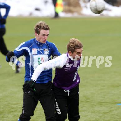 Fussball Testspiel. SK Austria Klagenfurt gegen WAC/St. Andrae.  Peter Pucker (Klagenfurt), Michael Sollbauer (WAC). Poggersdorf, am 1.2.2012.
Foto: Kuess
---
pressefotos, pressefotografie, kuess, qs, qspictures, sport, bild, bilder, bilddatenbank