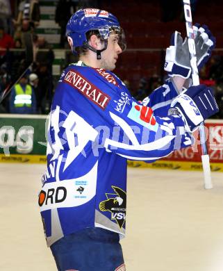 EBEL. Eishockey Bundesliga. EC Rekord Fenster VSV gegen HK Acroni Jesenice. Mario Altmann (VSV). Villach, am 3.2.2012.
Foto: Kuess 


---
pressefotos, pressefotografie, kuess, qs, qspictures, sport, bild, bilder, bilddatenbank