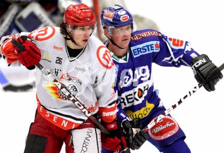 EBEL. Eishockey Bundesliga. EC Rekord Fenster VSV gegen HK Acroni Jesenice. Robert Shearer, (VSV), Jaka Ankerst  (Jesenice). Villach, am 3.2.2012.
Foto: Kuess 


---
pressefotos, pressefotografie, kuess, qs, qspictures, sport, bild, bilder, bilddatenbank