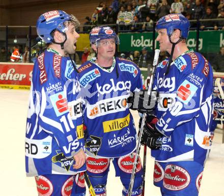 EBEL. Eishockey Bundesliga. EC Rekord Fenster VSV gegen HK Acroni Jesenice.  Derek Damon, Robert Shearer, Mike Craig (VSV). Villach, am 3.2.2012.
Foto: Kuess 


---
pressefotos, pressefotografie, kuess, qs, qspictures, sport, bild, bilder, bilddatenbank