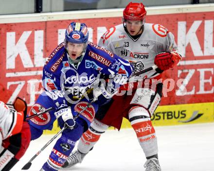 EBEL. Eishockey Bundesliga. EC Rekord Fenster VSV gegen HK Acroni Jesenice. Shayne Toporowski, (VSV), Nejc Berlisk  (Jesenice). Villach, am 3.2.2012.
Foto: Kuess 


---
pressefotos, pressefotografie, kuess, qs, qspictures, sport, bild, bilder, bilddatenbank