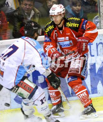 EBEL. Eishockey Bundesliga. KAC gegen SAPA Fehervar AV19. SCHELLANDER Paul (KAC), LADA Balazs (Alba Volan). Klagenfurt, am 3.2.2012.
Foto: Kuess

---
pressefotos, pressefotografie, kuess, qs, qspictures, sport, bild, bilder, bilddatenbank