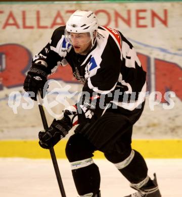 Eishockey. CHL. Carinthian Hockey League. USC HUFIX Velden gegen Tarco Woelfe Klagenfurt. Christoph Ibounig (Tarco). Velden, 8.2.2012.
Foto: Kuess
---
pressefotos, pressefotografie, kuess, qs, qspictures, sport, bild, bilder, bilddatenbank