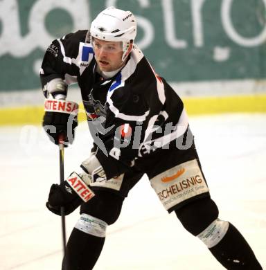 Eishockey. CHL. Carinthian Hockey League. USC HUFIX Velden gegen Tarco Woelfe Klagenfurt. Peter Mateicka (Tarco). Velden, 8.2.2012.
Foto: Kuess
---
pressefotos, pressefotografie, kuess, qs, qspictures, sport, bild, bilder, bilddatenbank