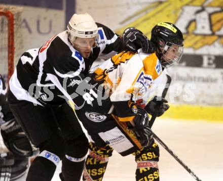 Eishockey. CHL. Carinthian Hockey League. USC HUFIX Velden gegen Tarco Woelfe Klagenfurt. Florian Perdacher (Velden), Patrick Albl (Tarco). Velden, 8.2.2012.
Foto: Kuess
---
pressefotos, pressefotografie, kuess, qs, qspictures, sport, bild, bilder, bilddatenbank