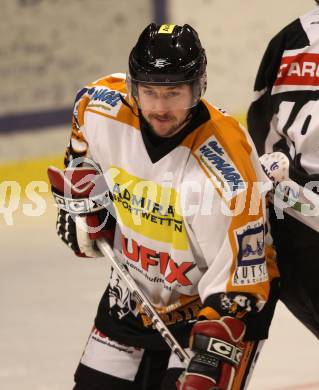 Eishockey. CHL. Carinthian Hockey League. USC HUFIX Velden gegen Tarco Woelfe Klagenfurt. Alexander Mellitzer (Velden). Velden, 8.2.2012.
Foto: kuess
---
pressefotos, pressefotografie, kuess, qs, qspictures, sport, bild, bilder, bilddatenbank