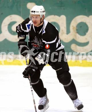 Eishockey. CHL. Carinthian Hockey League. USC HUFIX Velden gegen Tarco Woelfe Klagenfurt. Tino Teppert (Tarco). Velden, 8.2.2012.
Foto: Kuess
---
pressefotos, pressefotografie, kuess, qs, qspictures, sport, bild, bilder, bilddatenbank