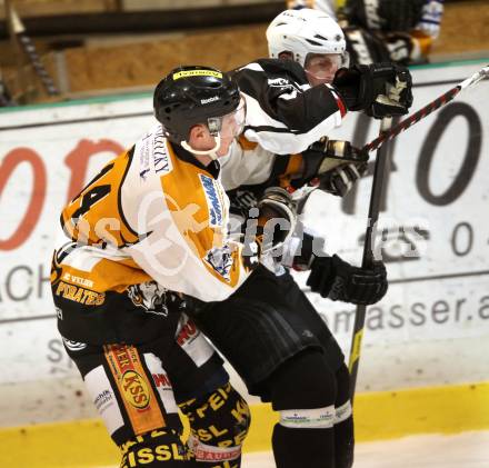 Eishockey. CHL. Carinthian Hockey League. USC HUFIX Velden gegen Tarco Woelfe Klagenfurt. Gernot Kucher (Velden), Christoph Ibounig (Tarco). Velden, 8.2.2012.
Foto: Kuess
---
pressefotos, pressefotografie, kuess, qs, qspictures, sport, bild, bilder, bilddatenbank