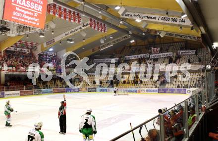 EBEL. Eishockey Bundesliga. KAC gegen HDD TILIA Olimpija Ljubljana. Protest der Fans gegen ueberhoehte Abopreise. Klagenfurt, am 12.2.2012.
Foto: Kuess

---
pressefotos, pressefotografie, kuess, qs, qspictures, sport, bild, bilder, bilddatenbank