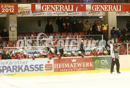 EBEL. Eishockey Bundesliga. KAC gegen HDD TILIA Olimpija Ljubljana. Proteste der Fans gegenueber erhoehter Abopreise. Klagenfurt, am 12.2.2012.
Foto: Kuess

---
pressefotos, pressefotografie, kuess, qs, qspictures, sport, bild, bilder, bilddatenbank