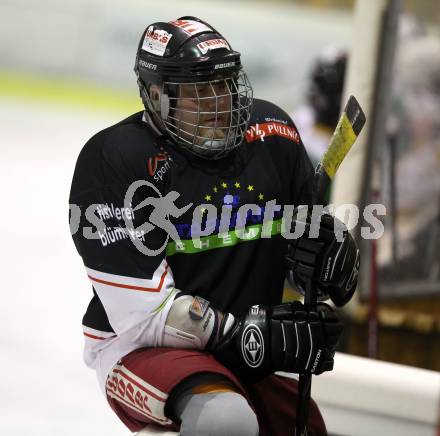 Eishockey. Tarco Oldboys gegen Humanomed. Peter Ebenberger (Tarco). Klagenfurt, am 11.2.2012.
Foto: Kuess
---
pressefotos, pressefotografie, kuess, qs, qspictures, sport, bild, bilder, bilddatenbank