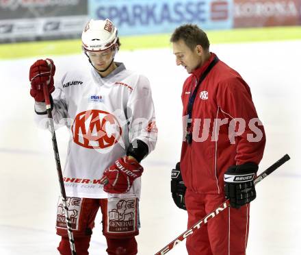 EBEL. Eishockey Bundesliga. KAC. Training. Trainer Christian Weber, Herburger Raphael. Klagenfurt, am 13.2.2012.
Foto: Kuess

---
pressefotos, pressefotografie, kuess, qs, qspictures, sport, bild, bilder, bilddatenbank