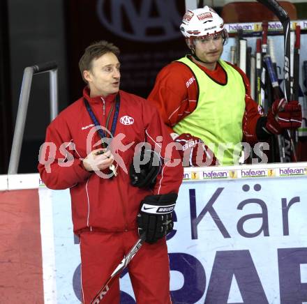 EBEL. Eishockey Bundesliga. KAC. Training. Trainer Christian Weber, Spurgeon Tyler. Klagenfurt, am 13.2.2012.
Foto: Kuess

---
pressefotos, pressefotografie, kuess, qs, qspictures, sport, bild, bilder, bilddatenbank