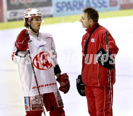 EBEL. Eishockey Bundesliga. KAC. Training. Trainer Christian Weber, Herburger Raphael. Klagenfurt, am 13.2.2012.
Foto: Kuess

---
pressefotos, pressefotografie, kuess, qs, qspictures, sport, bild, bilder, bilddatenbank