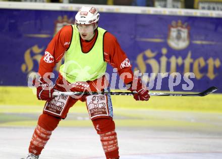 EBEL. Eishockey Bundesliga. KAC. Training. Spurgeon Tyler. Klagenfurt, am 13.2.2012.
Foto: Kuess

---
pressefotos, pressefotografie, kuess, qs, qspictures, sport, bild, bilder, bilddatenbank