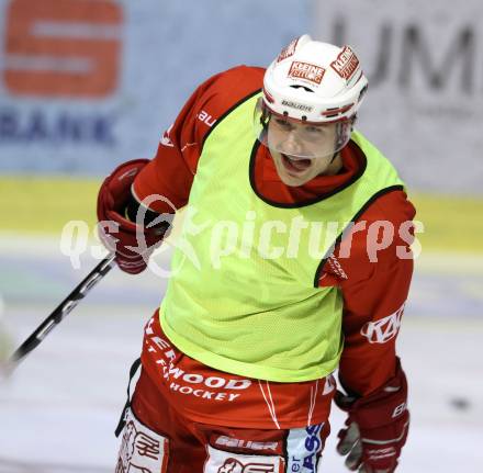 EBEL. Eishockey Bundesliga. KAC. Training. Spurgeon Tyler. Klagenfurt, am 13.2.2012.
Foto: Kuess

---
pressefotos, pressefotografie, kuess, qs, qspictures, sport, bild, bilder, bilddatenbank