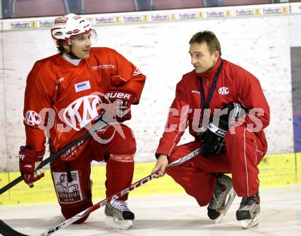 EBEL. Eishockey Bundesliga. KAC. Training. Trainer Christian Weber, Dieter Kalt. Klagenfurt, am 13.2.2012.
Foto: Kuess

---
pressefotos, pressefotografie, kuess, qs, qspictures, sport, bild, bilder, bilddatenbank