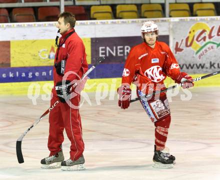 EBEL. Eishockey Bundesliga. KAC. Training. Trainer Christian Weber, Scofield Tyler. Klagenfurt, am 13.2.2012.
Foto: Kuess

---
pressefotos, pressefotografie, kuess, qs, qspictures, sport, bild, bilder, bilddatenbank