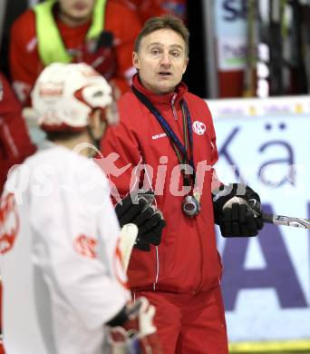 EBEL. Eishockey Bundesliga. KAC. Training. Trainer Christian Weber. Klagenfurt, am 13.2.2012.
Foto: Kuess

---
pressefotos, pressefotografie, kuess, qs, qspictures, sport, bild, bilder, bilddatenbank