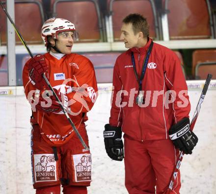 EBEL. Eishockey Bundesliga. KAC. Training. Trainer Christian Weber, Dieter Kalt. Klagenfurt, am 13.2.2012.
Foto: Kuess

---
pressefotos, pressefotografie, kuess, qs, qspictures, sport, bild, bilder, bilddatenbank