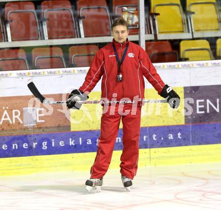 EBEL. Eishockey Bundesliga. KAC. Training. Trainer Christian Weber. Klagenfurt, am 13.2.2012.
Foto: Kuess

---
pressefotos, pressefotografie, kuess, qs, qspictures, sport, bild, bilder, bilddatenbank