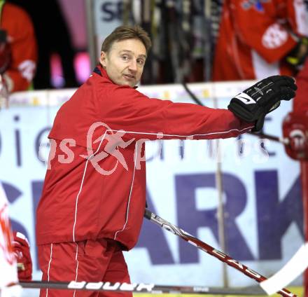 EBEL. Eishockey Bundesliga. KAC. Training. Trainer Christian Weber. Klagenfurt, am 13.2.2012.
Foto: Kuess

---
pressefotos, pressefotografie, kuess, qs, qspictures, sport, bild, bilder, bilddatenbank