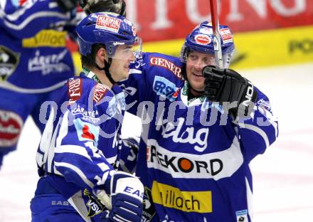 EBEL. Eishockey Bundesliga. EC Rekord Fenster VSV gegen Moser Medical Graz 99ers. Torjubel Stefan Bacher, Robert Shearer (VSV). Villach, am 14.2.2012.
Foto: Kuess 


---
pressefotos, pressefotografie, kuess, qs, qspictures, sport, bild, bilder, bilddatenbank