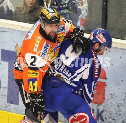 EBEL. Eishockey Bundesliga. EC Rekord Fenster VSV gegen Graz 99ers.  Tomaz Razingar (VSV), Rodney Coleman Jarrett (Graz). Villach, am 14.2.2012.
Foto: Kuess 


---
pressefotos, pressefotografie, kuess, qs, qspictures, sport, bild, bilder, bilddatenbank