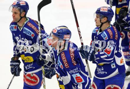 EBEL. Eishockey Bundesliga. EC Rekord Fenster VSV gegen Moser Medical Graz 99ers. Greg Kuznik, Tomaz Razingar, Nico Toff (VSV). Villach, am 14.2.2012.
Foto: Kuess 


---
pressefotos, pressefotografie, kuess, qs, qspictures, sport, bild, bilder, bilddatenbank