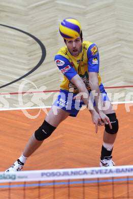 Volleyball. MEVZA. SK Aich/Dob gegen VK Chemes Humenne. Andrej Grut (Aich/Dob), (Humenne). Bleiburg, am 15.2.2012.
Foto: Kuess 


---
pressefotos, pressefotografie, kuess, qs, qspictures, sport, bild, bilder, bilddatenbank