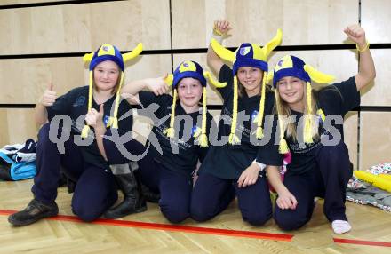 Volleyball. Austrian Volley League. AVL. SK Aich Dob gegen VBK Kelag Woerthersee Loewen.  Fans (Aich/Dob). Bleiburg, 18.2.2012.
Foto: Kuess
---
pressefotos, pressefotografie, kuess, qs, qspictures, sport, bild, bilder, bilddatenbank