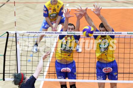 Volleyball. Austrian Volley League. AVL. SK Aich Dob gegen VBK Kelag Woerthersee Loewen. Rok Satler, Stoyko Nenchev, (Aich/Dob), Joel Miller  (VBK). Bleiburg, 18.2.2012.
Foto: Kuess
---
pressefotos, pressefotografie, kuess, qs, qspictures, sport, bild, bilder, bilddatenbank