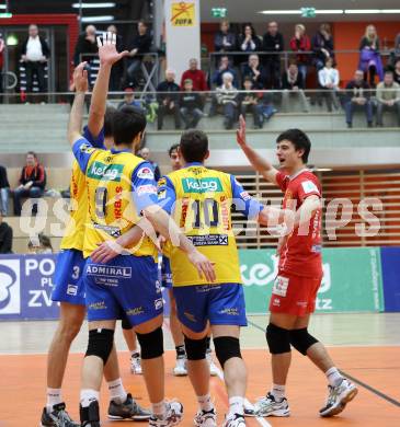 Volleyball. Austrian Volley League. AVL. SK Aich Dob gegen VBK Kelag Woerthersee Loewen. Jubel (Aich/Dob). Bleiburg, 18.2.2012.
Foto: Kuess
---
pressefotos, pressefotografie, kuess, qs, qspictures, sport, bild, bilder, bilddatenbank