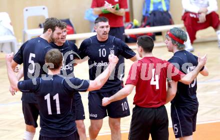 Volleyball. Austrian Volley League. AVL. SK Aich Dob gegen VBK Kelag Woerthersee Loewen. Jubel VBK). Bleiburg, 18.2.2012.
Foto: Kuess
---
pressefotos, pressefotografie, kuess, qs, qspictures, sport, bild, bilder, bilddatenbank