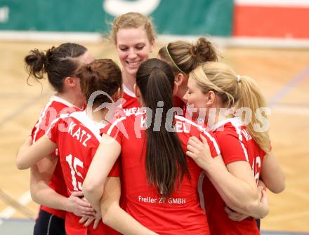 Volleyball BUndesliga. WVL. ATSC Wildcats gegen VC Tirol. Jubel (Wildcats). Klagenfurt, 22.2.2012.
Foto: Kuess
---
pressefotos, pressefotografie, kuess, qs, qspictures, sport, bild, bilder, bilddatenbank