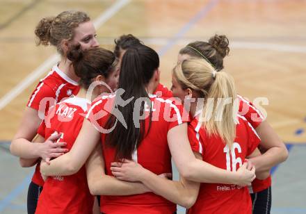 Volleyball BUndesliga. WVL. ATSC Wildcats gegen VC Tirol. Jubel (Wildcats). Klagenfurt, 22.2.2012.
Foto: Kuess
---
pressefotos, pressefotografie, kuess, qs, qspictures, sport, bild, bilder, bilddatenbank