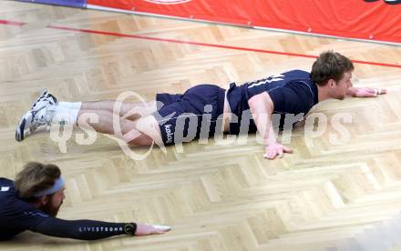 Volleyball. Austrian Volley League. AVL. SK Aich Dob gegen VBK Kelag Woerthersee Loewen. Cole Reinholm (VBK). Bleiburg, 18.2.2012.
Foto: Kuess
---
pressefotos, pressefotografie, kuess, qs, qspictures, sport, bild, bilder, bilddatenbank