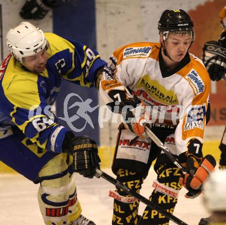 Eishockey CHL. Carinthian Hokey League. USC Velden gegen UECR Huben. David Ungericht (Velden), Roland Kellner (Huben). Velden, am 25.2.2012.
Foto: Kuess
---
pressefotos, pressefotografie, kuess, qs, qspictures, sport, bild, bilder, bilddatenbank