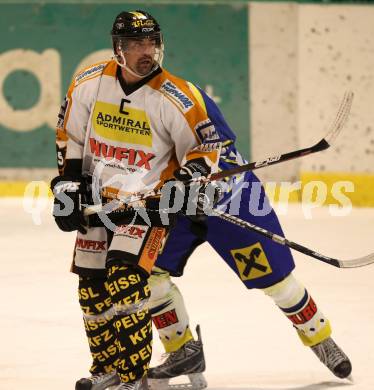 Eishockey CHL. Carinthian Hokey League. USC Velden gegen UECR Huben. Thomas Steinwender (Velden). Velden, am 25.2.2012.
Foto: Kuess
---
pressefotos, pressefotografie, kuess, qs, qspictures, sport, bild, bilder, bilddatenbank