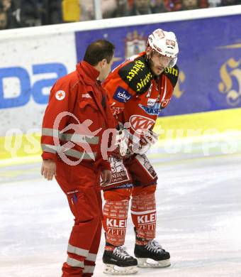 EBEL. Eishockey Bundesliga. KAC gegen EC Red Bull Salzburg. KIRISITS Johannes (KAC). Klagenfurt, am 26.2.2012.
Foto: Kuess

---
pressefotos, pressefotografie, kuess, qs, qspictures, sport, bild, bilder, bilddatenbank