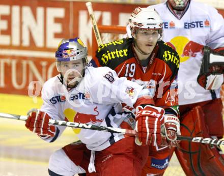 EBEL. Eishockey Bundesliga. KAC gegen EC Red Bull Salzburg. GEIER Stefan (KAC), KAVANAGH Ryan (Salzburg). Klagenfurt, am 26.2.2012.
Foto: Kuess

---
pressefotos, pressefotografie, kuess, qs, qspictures, sport, bild, bilder, bilddatenbank