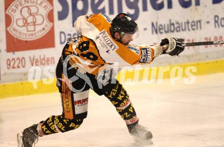 Eishockey CHL. Carinthian Hokey League. USC Velden gegen UECR Huben. Stefan Gram (Velden). Velden, am 25.2.2012.
Foto: Kuess
---
pressefotos, pressefotografie, kuess, qs, qspictures, sport, bild, bilder, bilddatenbank