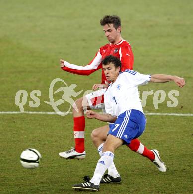 Fussball Laenderspiel. Oesterreich gegen Finnland. Martin Harnik,  (Oesterreich), Roman Eremenko (Finnland). Klagenfurt Woerthersee Stadion, 29.2.2012.
Foto: Kuess

---
pressefotos, pressefotografie, kuess, qs, qspictures, sport, bild, bilder, bilddatenbank