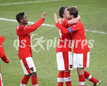 Fussball Laenderspiel. Oesterreich gegen Finnland. Torjubel Andreas Ivanschitz, Julian Baumgartlinger, David Alaba (Oesterreich). Klagenfurt Woerthersee Stadion, 29.2.2012.
Foto: Kuess

---
pressefotos, pressefotografie, kuess, qs, qspictures, sport, bild, bilder, bilddatenbank