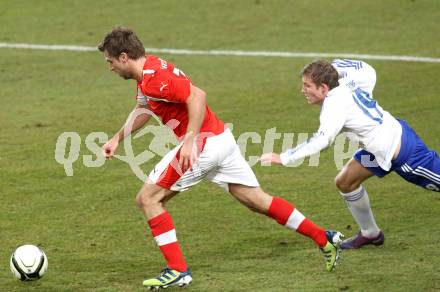 Fussball Laenderspiel. Oesterreich gegen Finnland. Andreas Ivanschitz,  (Oesterreich), Alexander Ring  (Finnland). Klagenfurt Woerthersee Stadion, 29.2.2012.
Foto: Kuess

---
pressefotos, pressefotografie, kuess, qs, qspictures, sport, bild, bilder, bilddatenbank