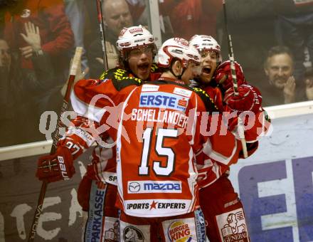 EBEL. Eishockey Bundesliga. KAC gegen EC Red Bull Salzburg. Torjubel PIRMANN Markus, HUNDERTPFUND Thomas, SCHELLANDER Paul (KAC).. Klagenfurt, am 1.3.2012.
Foto: Kuess

---
pressefotos, pressefotografie, kuess, qs, qspictures, sport, bild, bilder, bilddatenbank