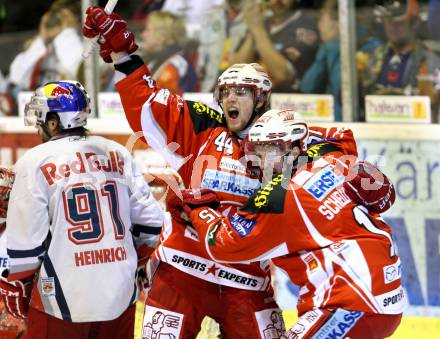 EBEL. Eishockey Bundesliga. KAC gegen EC Red Bull Salzburg. Torjubel  PIRMANN Markus, Schellander Paul (KAC). Klagenfurt, am 1.3.2012.
Foto: Kuess

---
pressefotos, pressefotografie, kuess, qs, qspictures, sport, bild, bilder, bilddatenbank